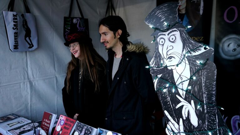 December Nights 2019 - Author Lori R. Lopez, Author Rafael Lopez and Mister Snark