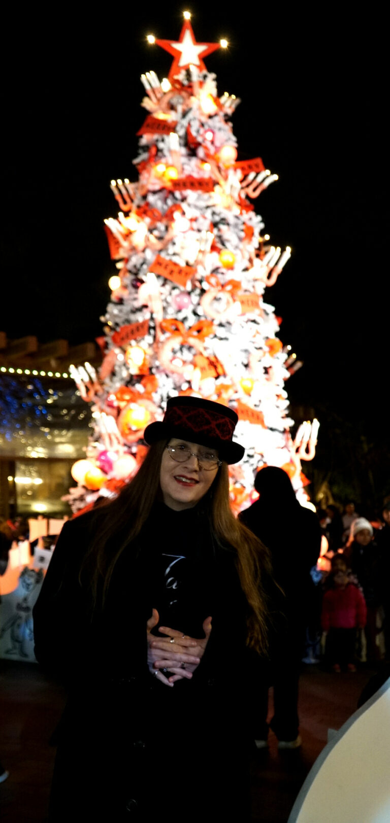 December Nights 2019 - Author Lori R. Lopez at Whoville Christmas Tree